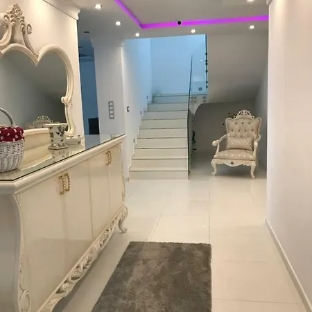 Fehergyongy منزل للإقامة
